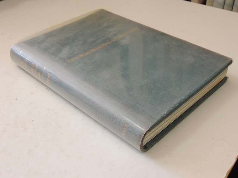 Gems, Minerals And Rocks In Southern Africa - J.R. McIver   Signed Limited Edition 221/250
