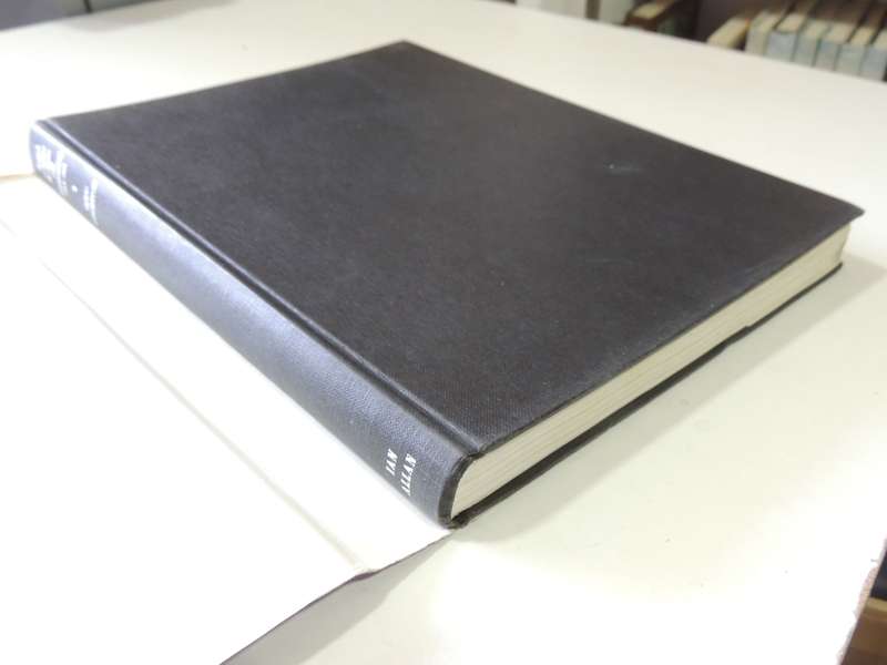 British Artillery Weapons & Ammunition 1914-1918  I.V. Hogg & L.F. Thurston
