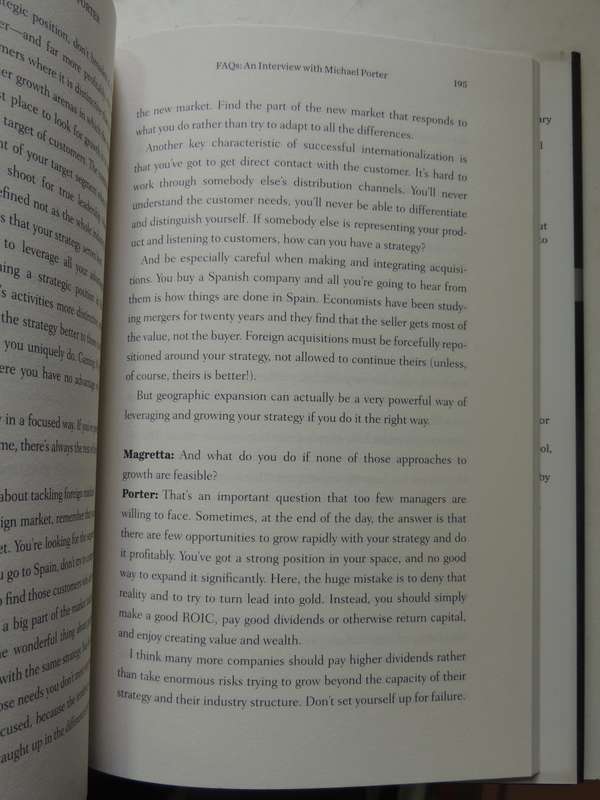 Understanding Michael Porter: The Essential Guide To Competition And Strategy - Joan Magretta