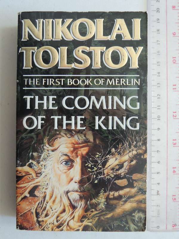 The Coming of the King - The First Book of Merlin - Nikolai Tolstoy
