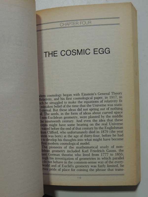 In Search Of The Big Bang - John Gribbin
