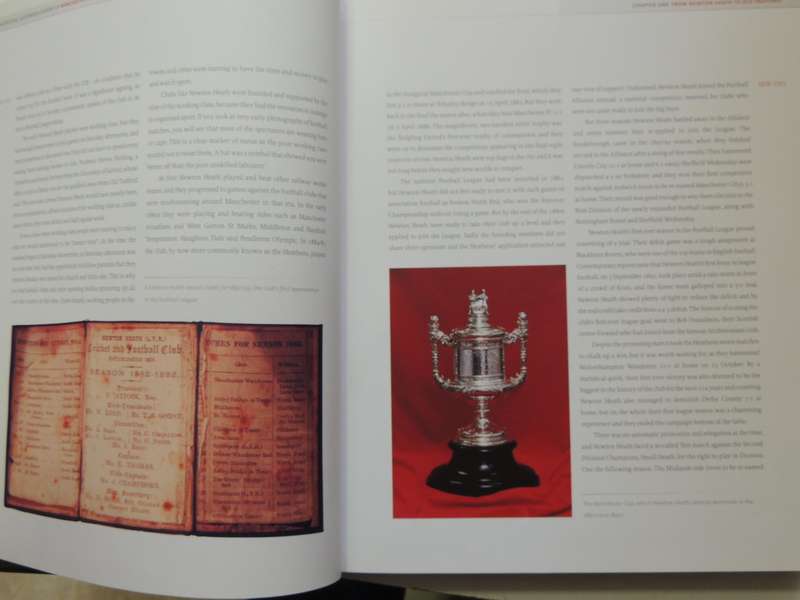 The Official Illustrated History Of Manchester United - Alex Murphy