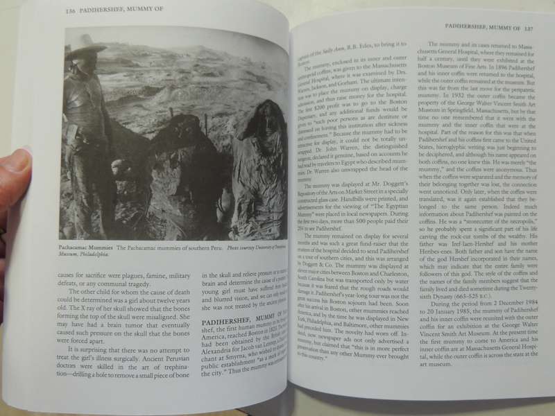 The Encyclopedia of Mummies - Bob Brier