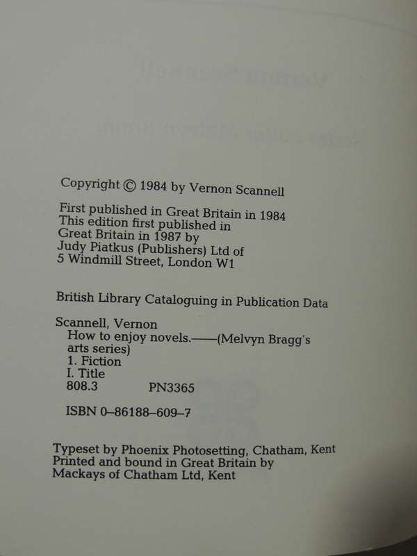 How To Enjoy Novels - Vernon Scannell