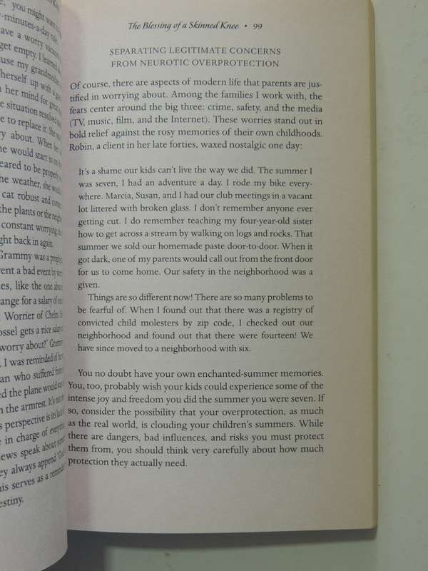 The Blessing Of A Skinned Knee: Using Jewish Teachings To Raise Self-Reliant Children Wendy Mogel Ph