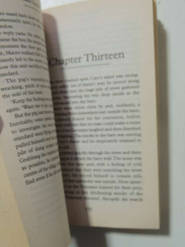 Under the Eagle - Simon Scarrow