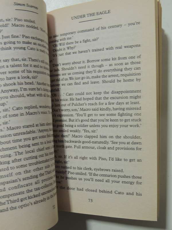Under the Eagle - Simon Scarrow