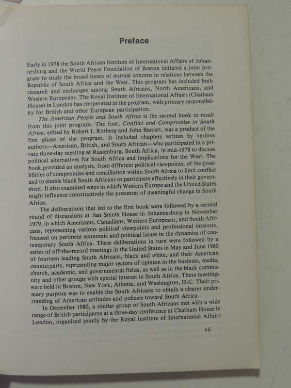 The American People And South Africa- ed Alfred O Hero & John Barratt