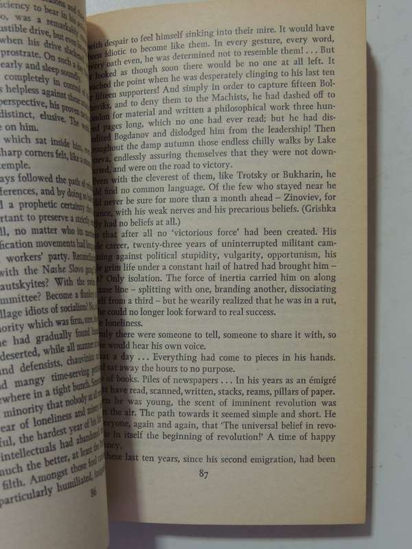 Lenin In Zurich - Alexander Solzhenitsyn