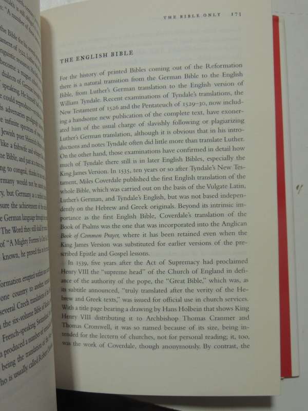 Whose Bible Is It?: A History Of The Scriptures Through The Ages - Jaroslav Pelikan