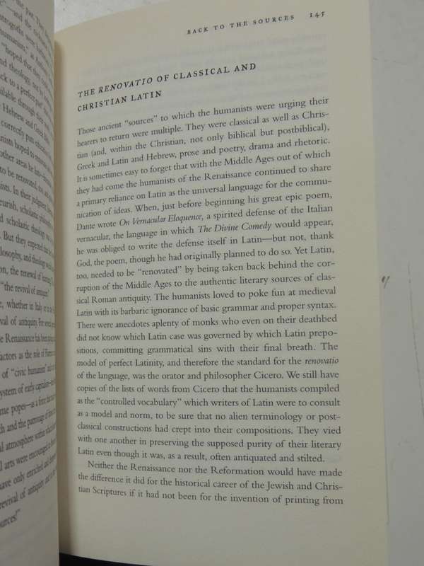 Whose Bible Is It?: A History Of The Scriptures Through The Ages - Jaroslav Pelikan
