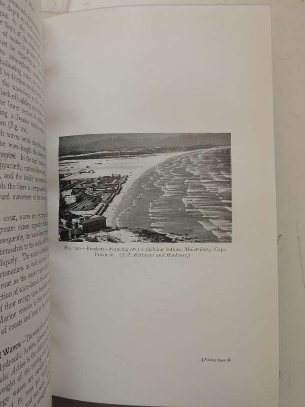 South African Scenery: A Textbook Of Geomorphology - L.C. King