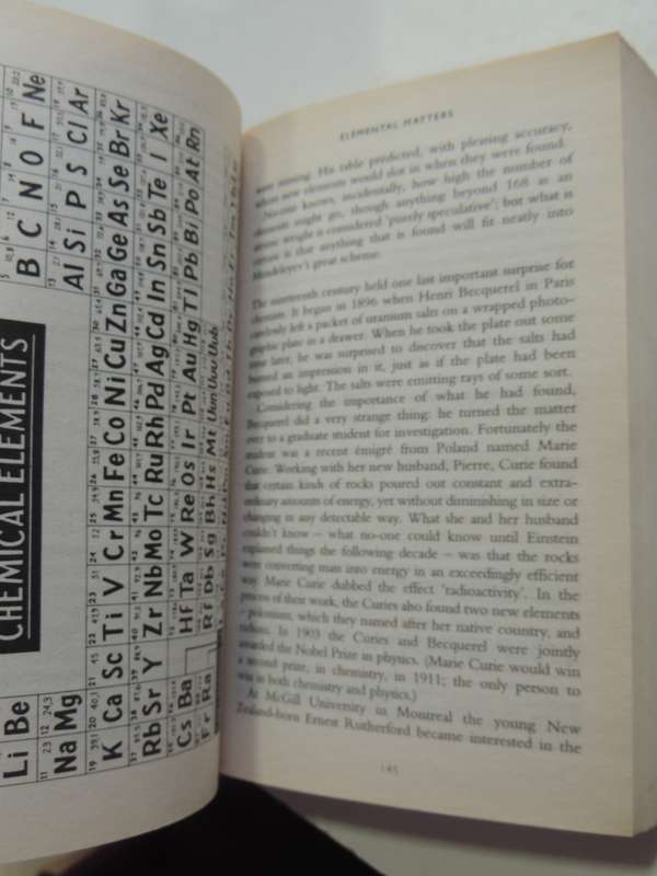A Short History Of Nearly Everything - Bill Bryson