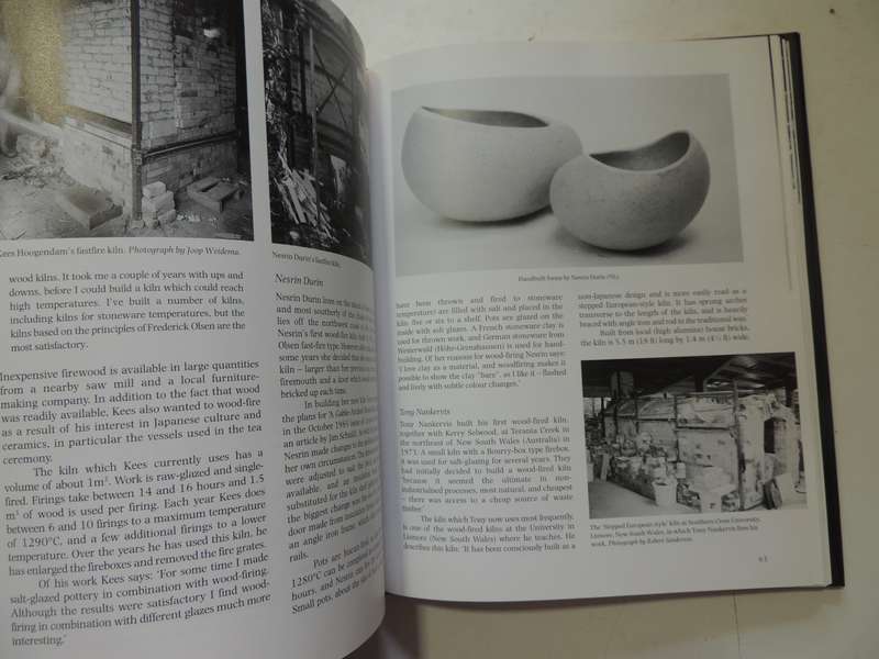 Wood-Fired Ceramics - Contemporary Practices - Coll Minogue, Robert Sanderson