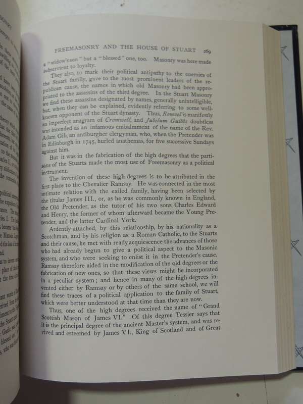 The History of Freemasonry - Albert Mackey