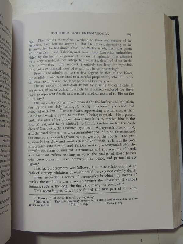 The History of Freemasonry - Albert Mackey