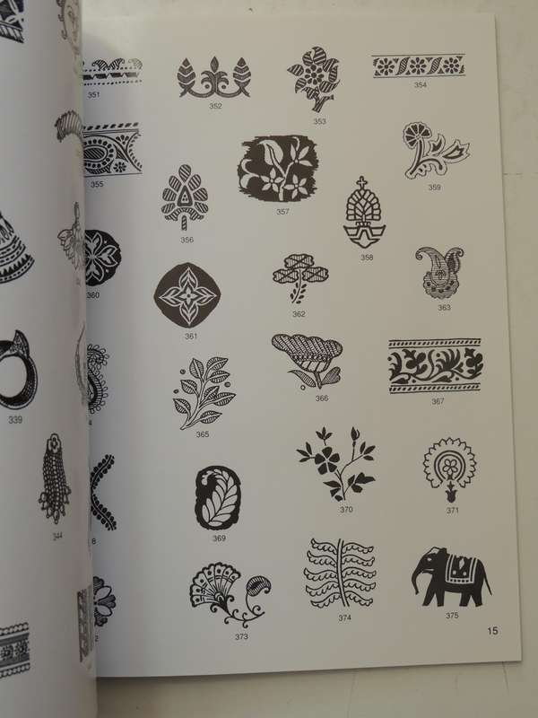 Traditional Design From India (with CD)
