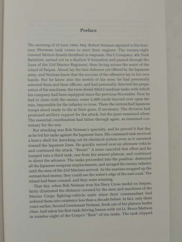 Marines Under Armor: The Marine Corps And The Armored Fighting Vehicle, 1916-2000 - Kenneth W. Estes