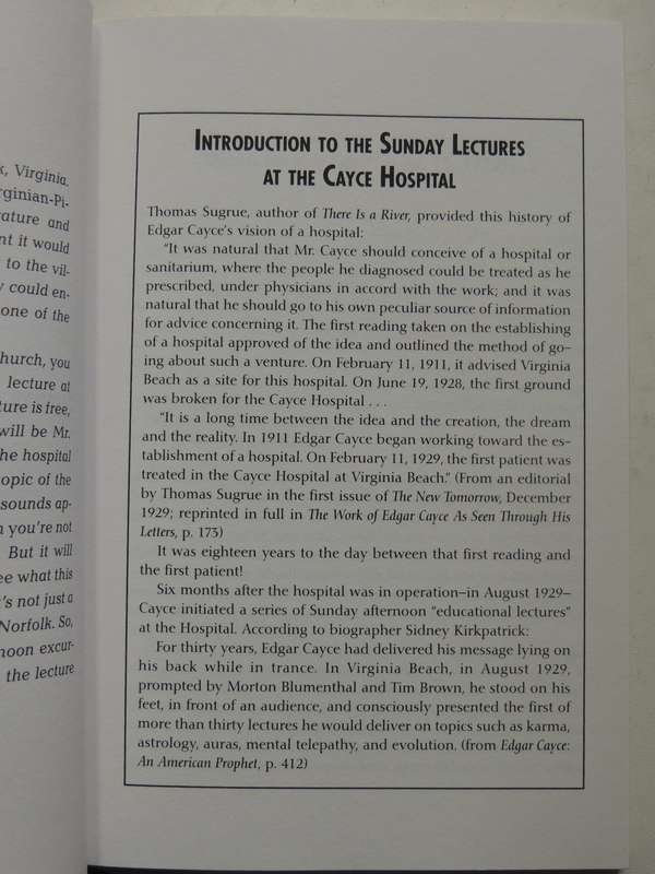 In A Waking State: Edgar Cayce Lectures - Edgar Cayce