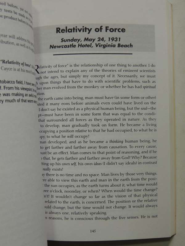 In A Waking State: Edgar Cayce Lectures - Edgar Cayce