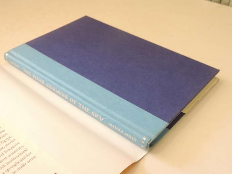 The Four Corners Of The Sky: Creation Stories And Cosmologies From Around The World - Steve Zeitlin