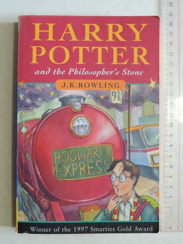 Harry Potter And The Philosopher's Stone - JK Rowling   FIRST EDITION 37th Printing