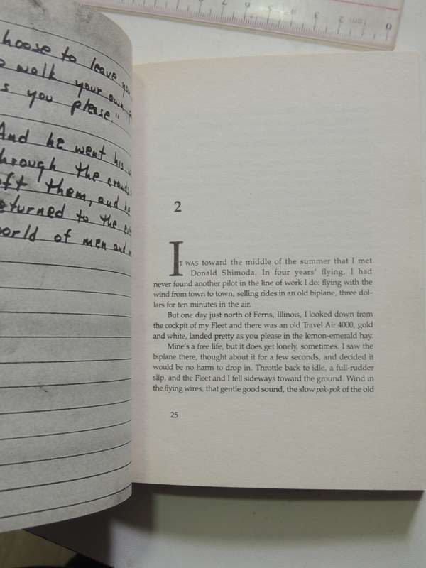 Illusions: The Adventures Of A Reluctant Messiah - Richard Bach
