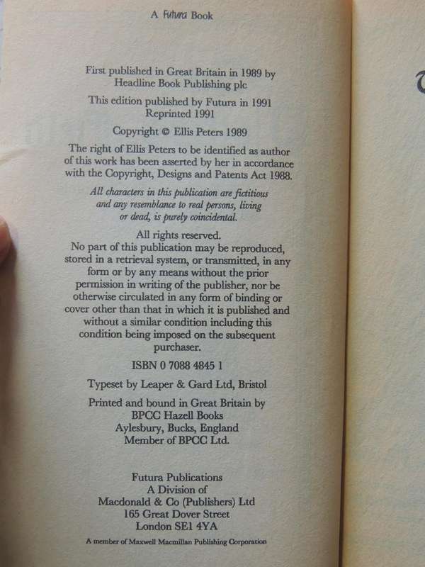 The Seventeenth Chronicle Of Brother Cadfael: The Potter's field - Ellis Peters