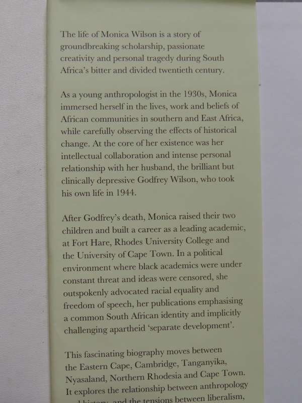 The Fires Beneath: The Life Of Monica Wilson, South African Anthropologist - Sean Morrow