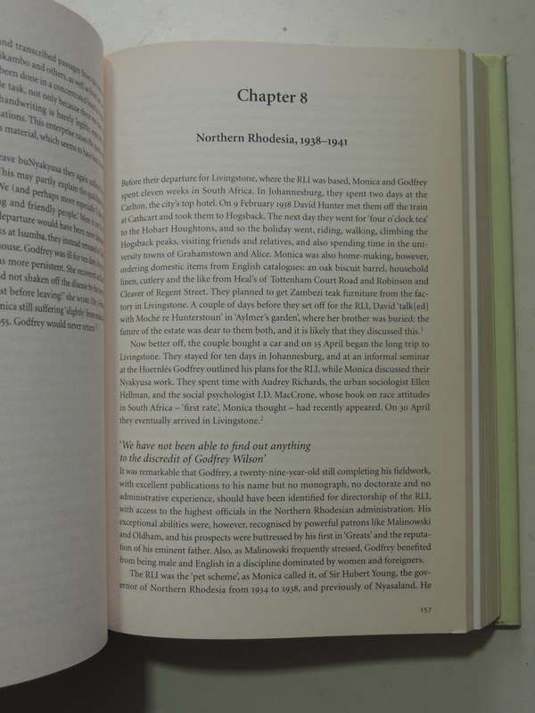 The Fires Beneath: The Life Of Monica Wilson, South African Anthropologist - Sean Morrow