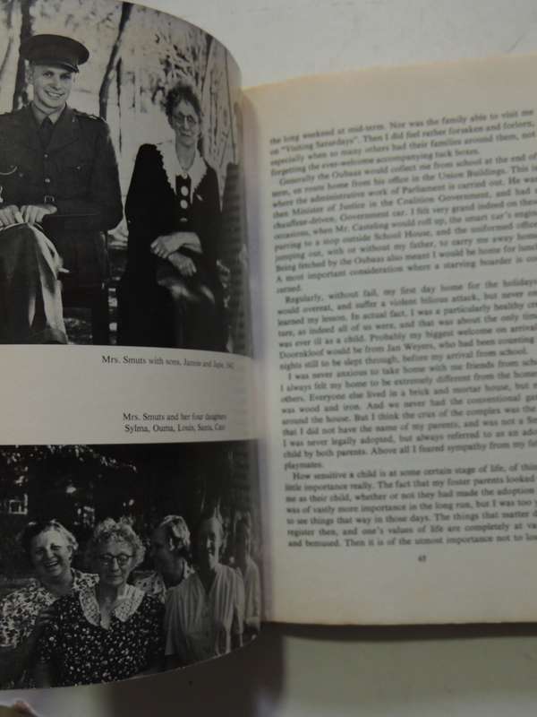 I Lived In His Shadow: My Life With General Smuts - Kathleen Mincher