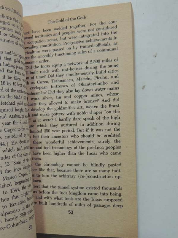 The Gold Of The Gods - Erich Von Daniken