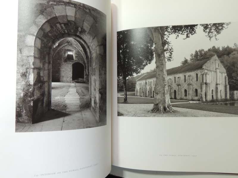 Architecture Of Silence: Cistercian Abbeys Of France - David Heald & Terry N. Kinder