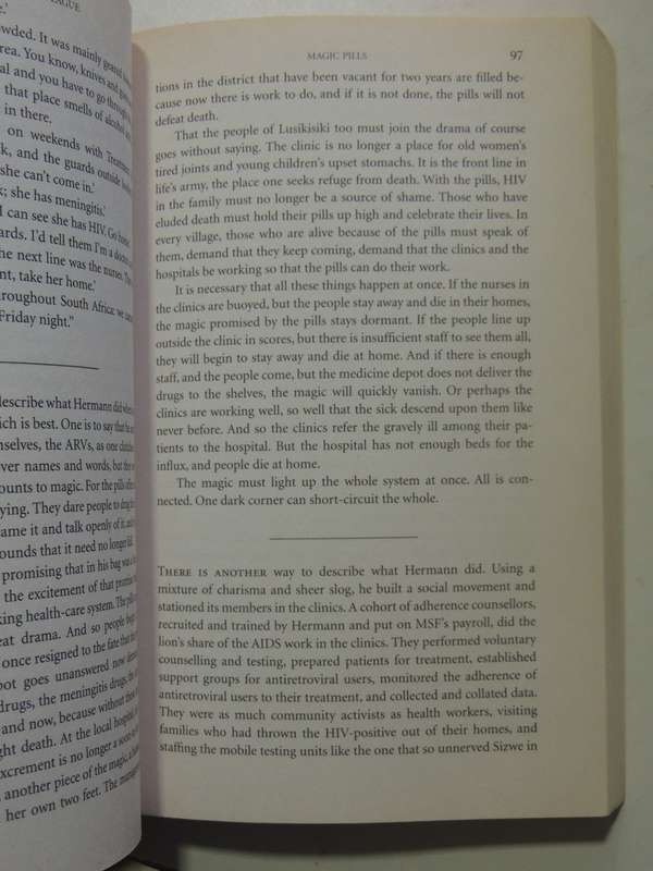Three Letter Plague: A Young Man's Journey Through A Great Epidemic - Jonny Steinberg