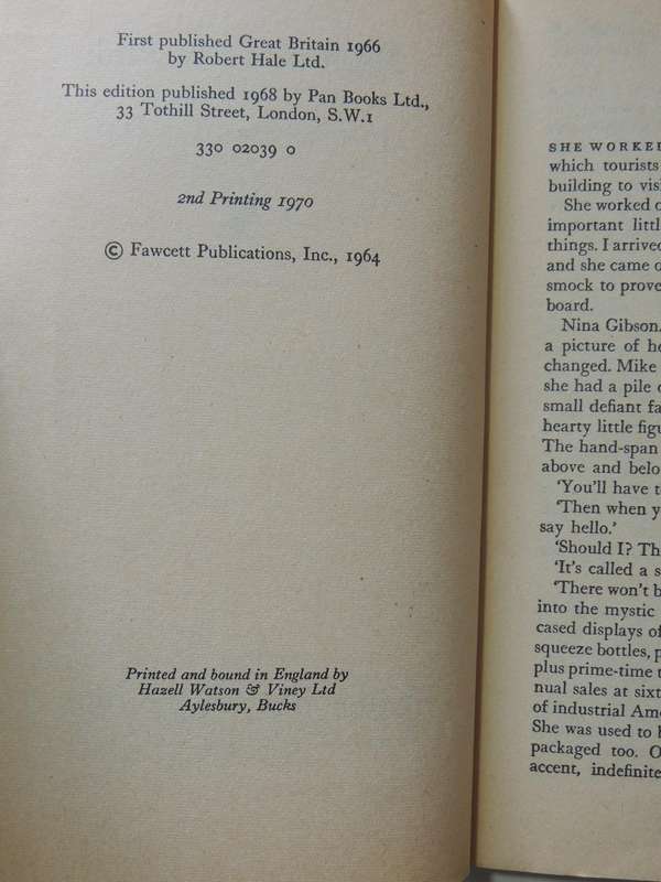 Travis McGee In Nightmare In Pink - John D. MacDonald