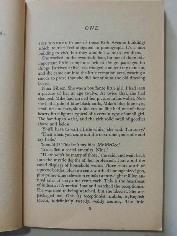 Travis McGee In Nightmare In Pink - John D. MacDonald