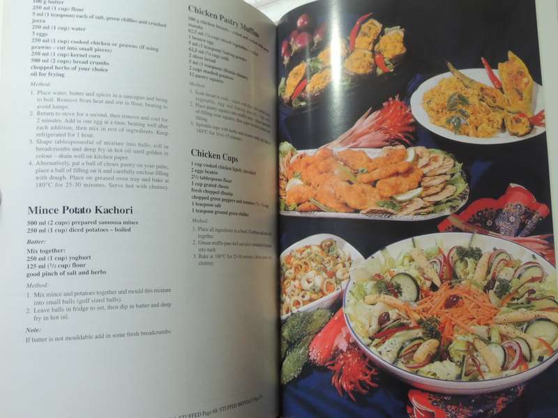 A Treasury Of South African Indian Delights - ed Zuleikha Mayat