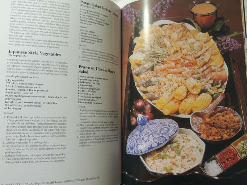 A Treasury Of South African Indian Delights - ed Zuleikha Mayat