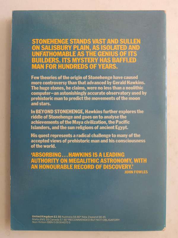 Beyond Stonehenge - Gerald S. Hawkins
