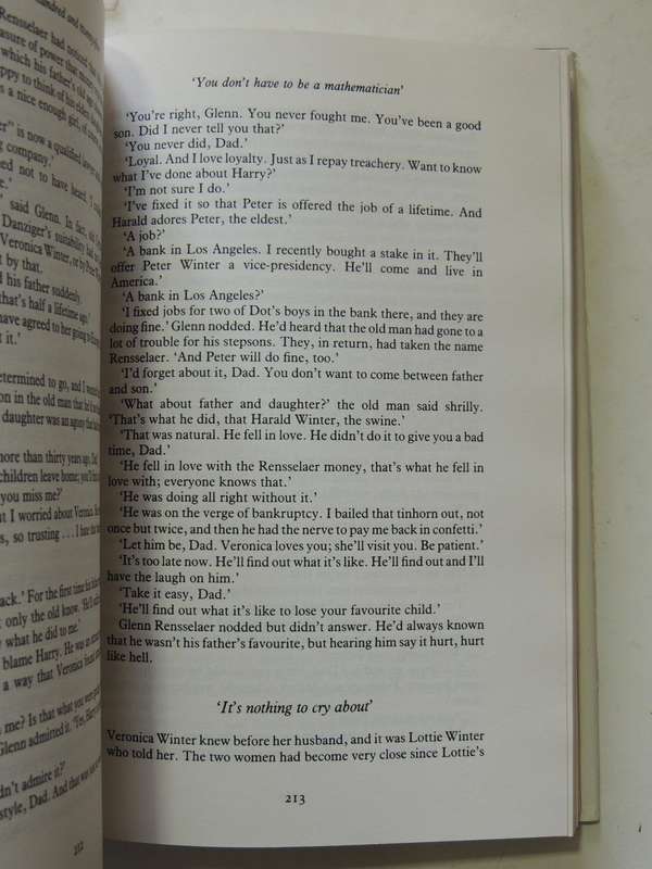 Winter: A Berlin Family 1899-1945 -  Len Deighton    First Edition 1987