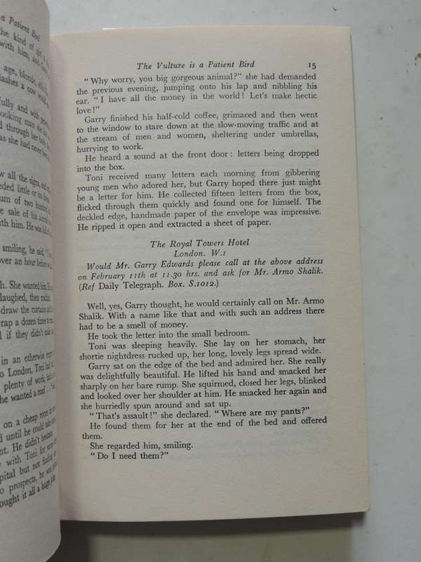 The Vulture Is A Patient Bird  - James Hadley Chase   1st UK Edition 1969