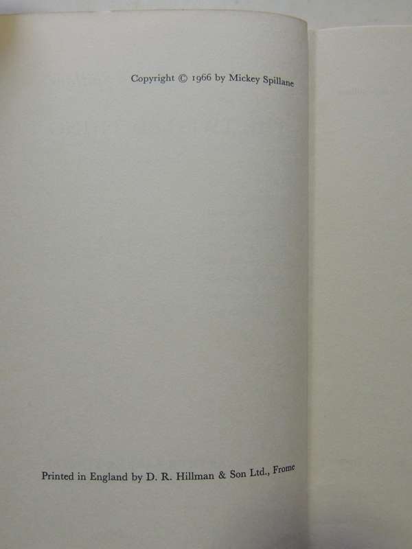 The Twisted Thing - Mickey Spillane    1st UK Edition 1966
