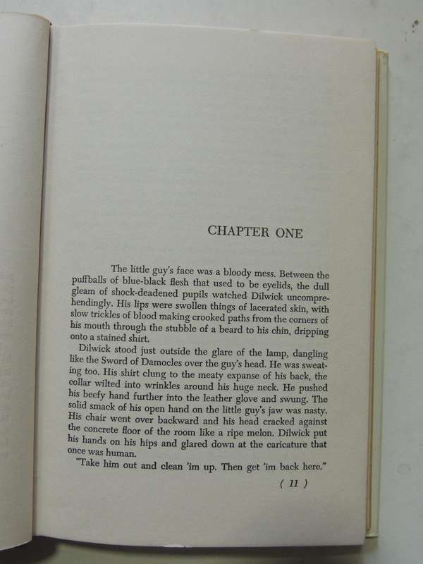 The Twisted Thing - Mickey Spillane    1st UK Edition 1966