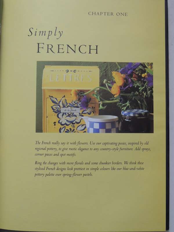 The Complete Painted Furniture Manual - Jocasta Innes & Stewart Walton