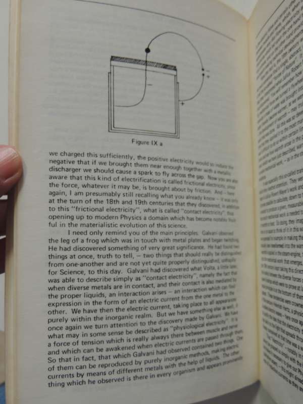 First Scientific Lecture Course Light Course Stuttgart 1919-20 Vol. 1 - Rudolf Steiner  1977