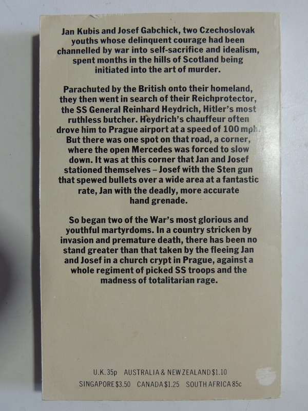 Seven Men At Daybreak: The True Story Of The Assassination Of Heydrich - Alan Burgess