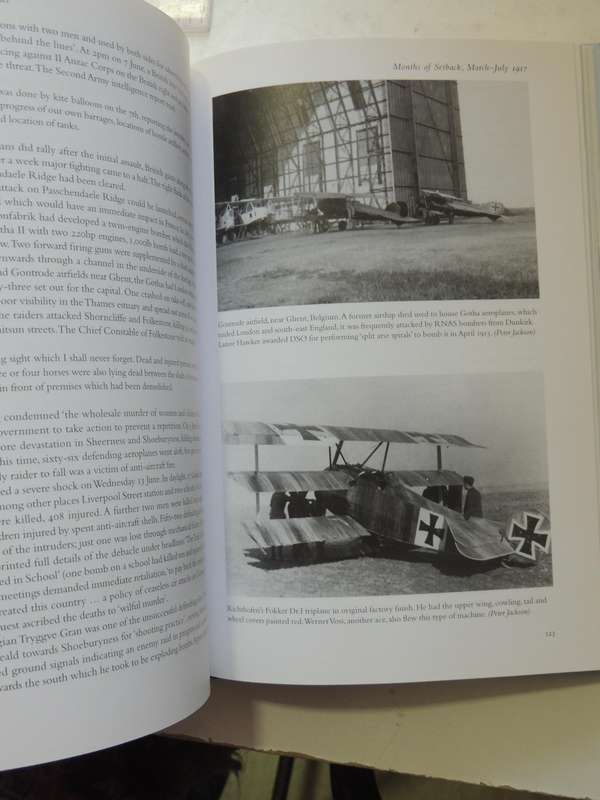 Cavalry Of The Clouds: Air War Over Europe 1914-1918 - John Sweetman