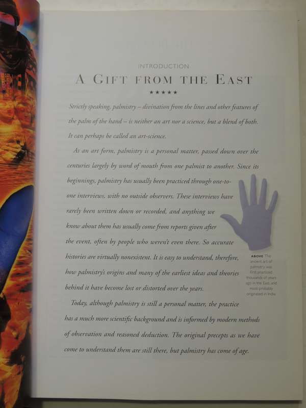 The Complete Illustrated Guide To Palmistry- Peter West
