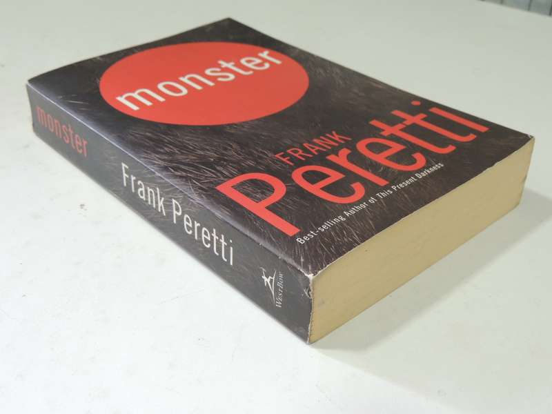 Monster - Frank Peretti