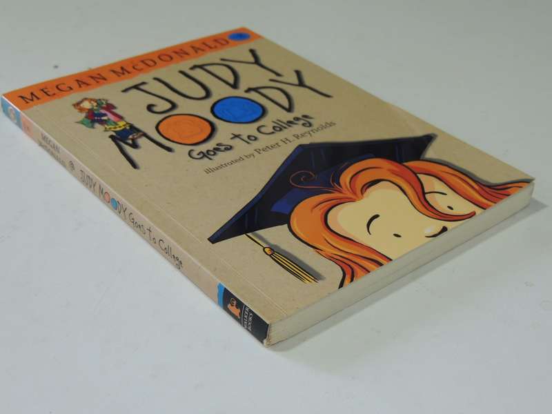Judy Moody - Goes to College No 8 - Megan McDonald